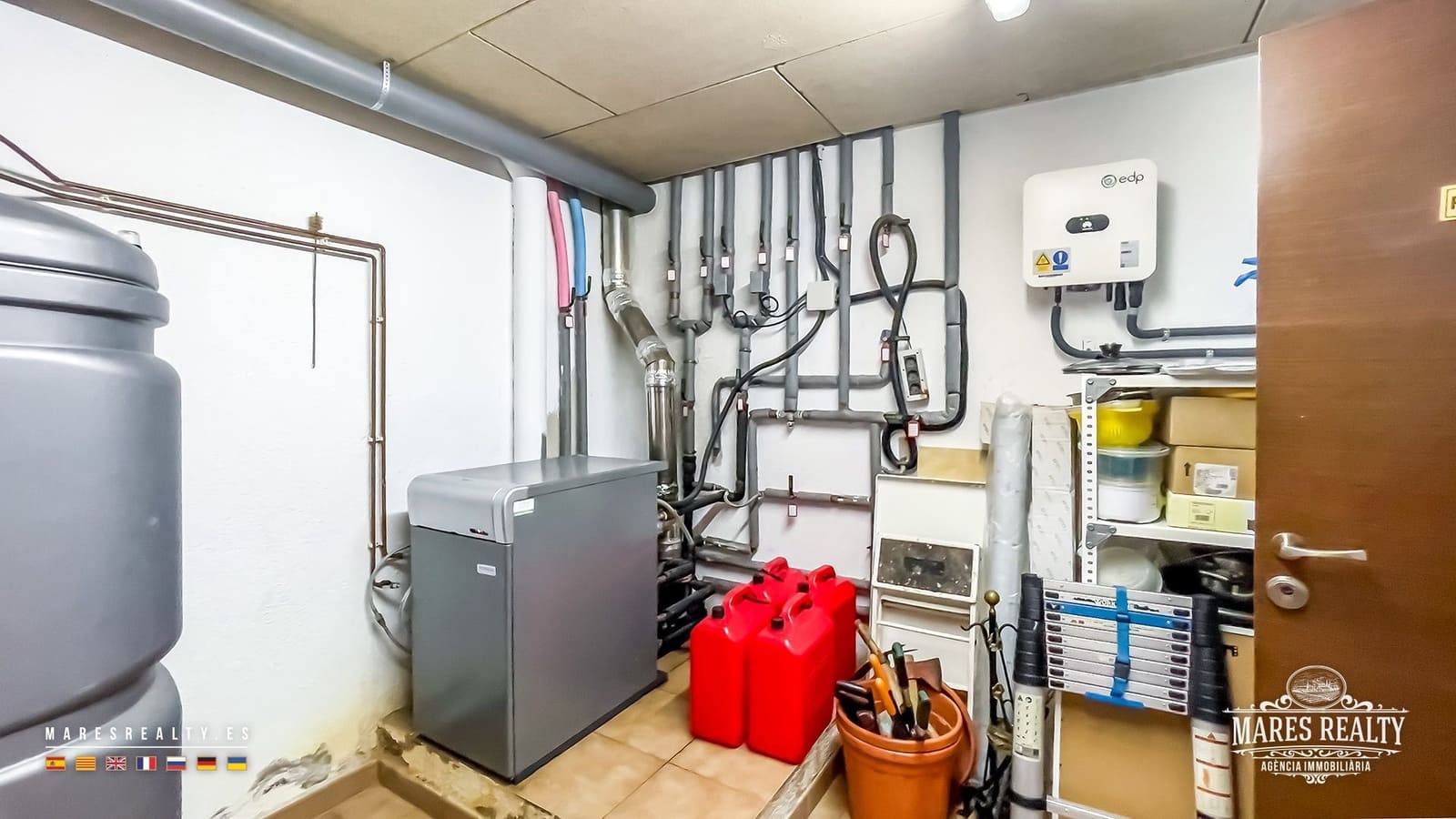 4 soverom Villa til salgs i Lloret de Mar med svømmebasseng garasje - € 590 000 (Ref: 9062100)