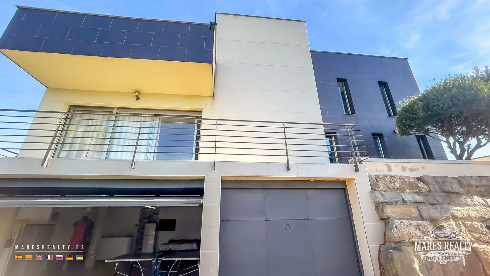 4 soverom Villa til salgs i Lloret de Mar med svømmebasseng garasje - € 590 000 (Ref: 9062100)