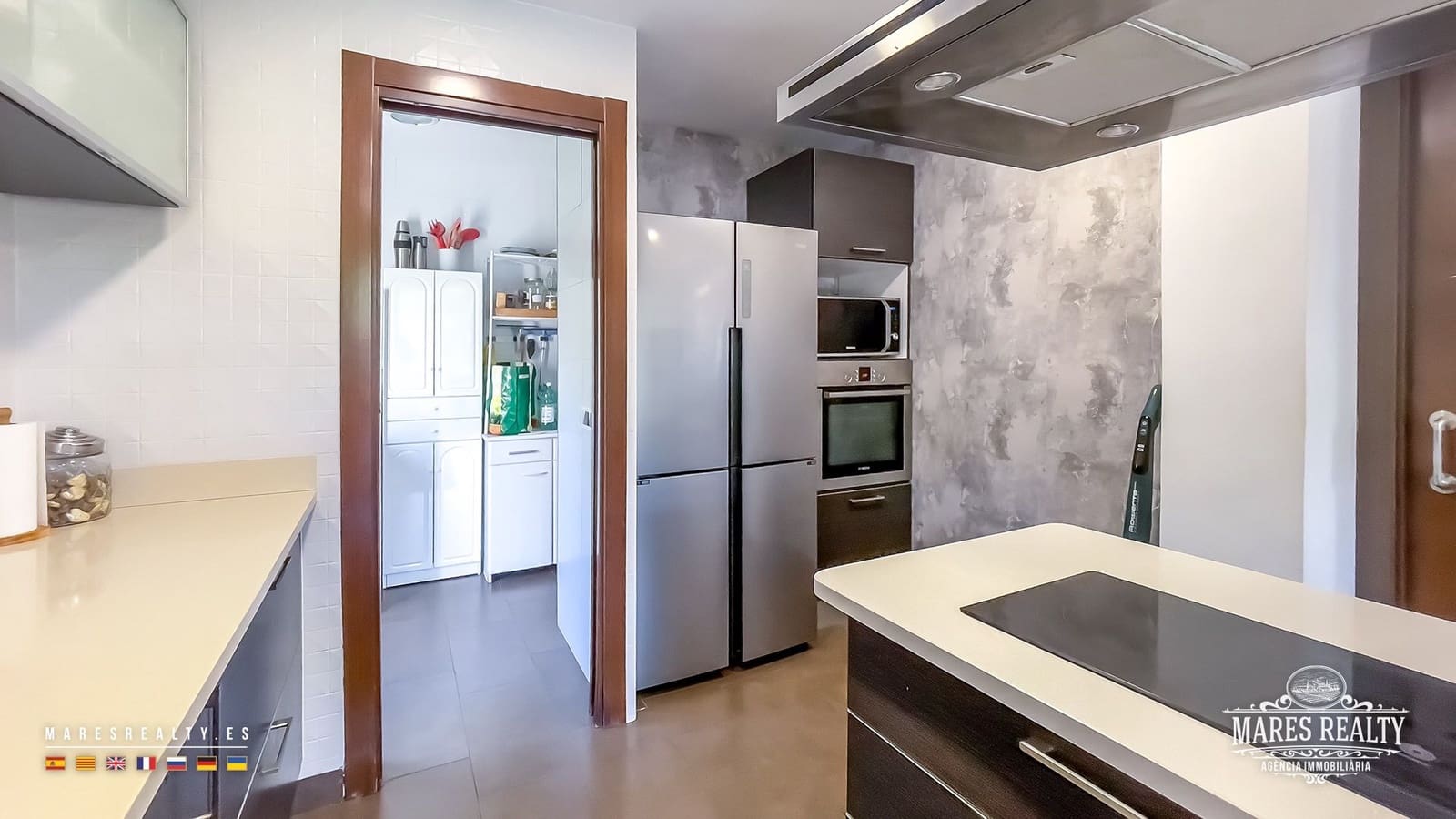 4 soverom Villa til salgs i Lloret de Mar med svømmebasseng garasje - € 590 000 (Ref: 9062100)