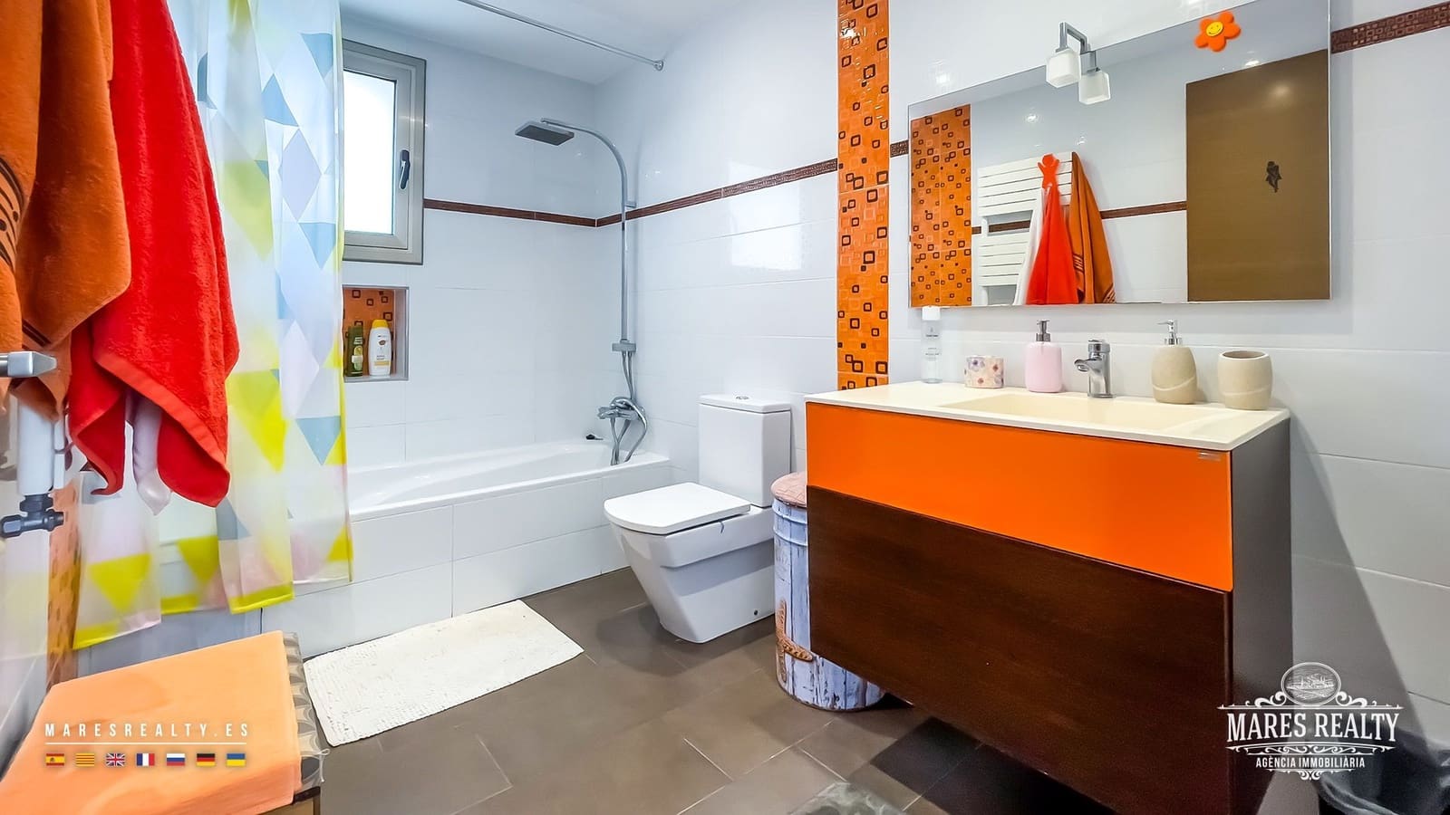 4 soverom Villa til salgs i Lloret de Mar med svømmebasseng garasje - € 590 000 (Ref: 9062100)