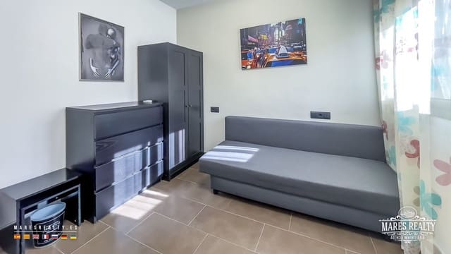 4 soverom Villa til salgs i Lloret de Mar med svømmebasseng garasje - € 590 000 (Ref: 9062100)