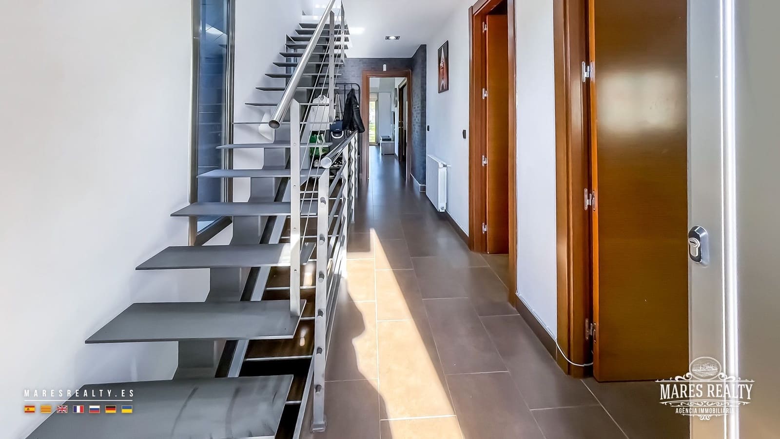 4 soverom Villa til salgs i Lloret de Mar med svømmebasseng garasje - € 590 000 (Ref: 9062100)