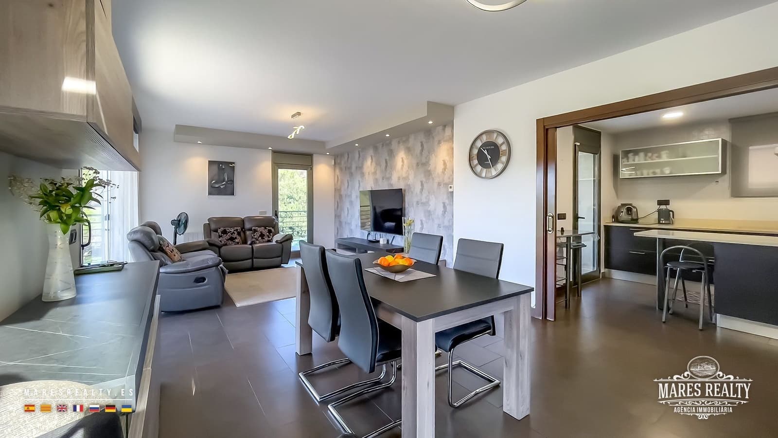 4 soverom Villa til salgs i Lloret de Mar med svømmebasseng garasje - € 590 000 (Ref: 9062100)