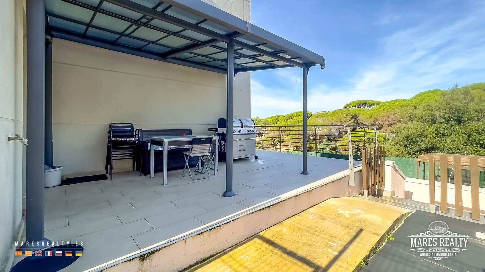 4 soverom Villa til salgs i Lloret de Mar med svømmebasseng garasje - € 590 000 (Ref: 9062100)