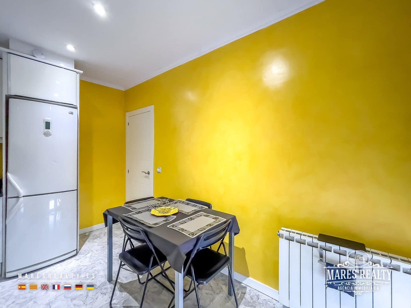 5 soveværelse Semi-Rækkehus til salg i Lloret de Mar med garage - € 625.000 (Ref: 9100463)