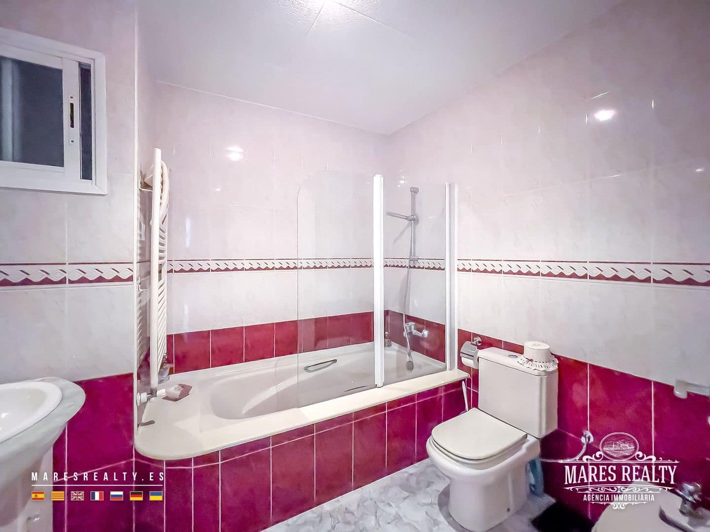 5 soveværelse Semi-Rækkehus til salg i Lloret de Mar med garage - € 625.000 (Ref: 9100463)