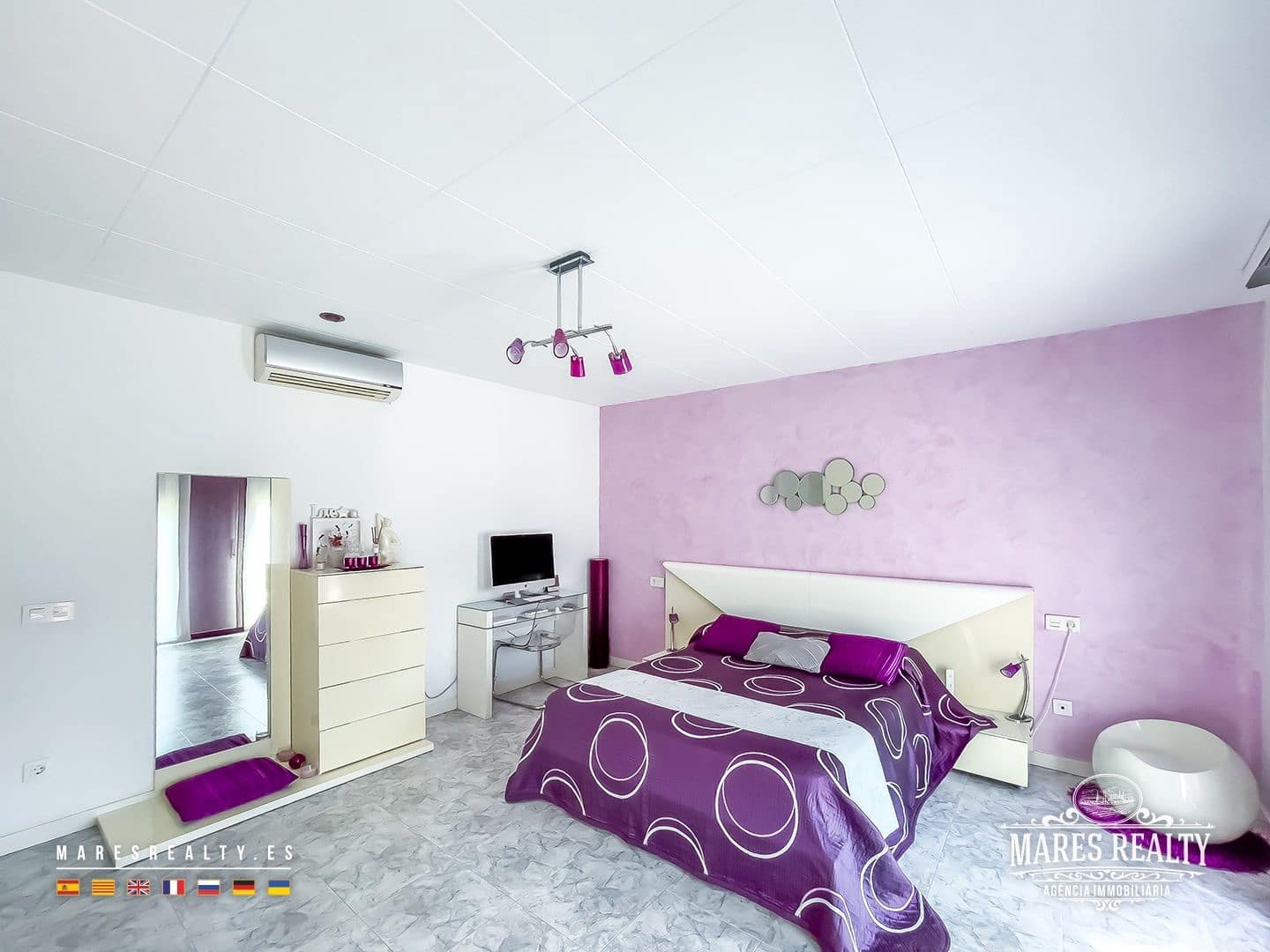 5 soveværelse Semi-Rækkehus til salg i Lloret de Mar med garage - € 625.000 (Ref: 9100463)