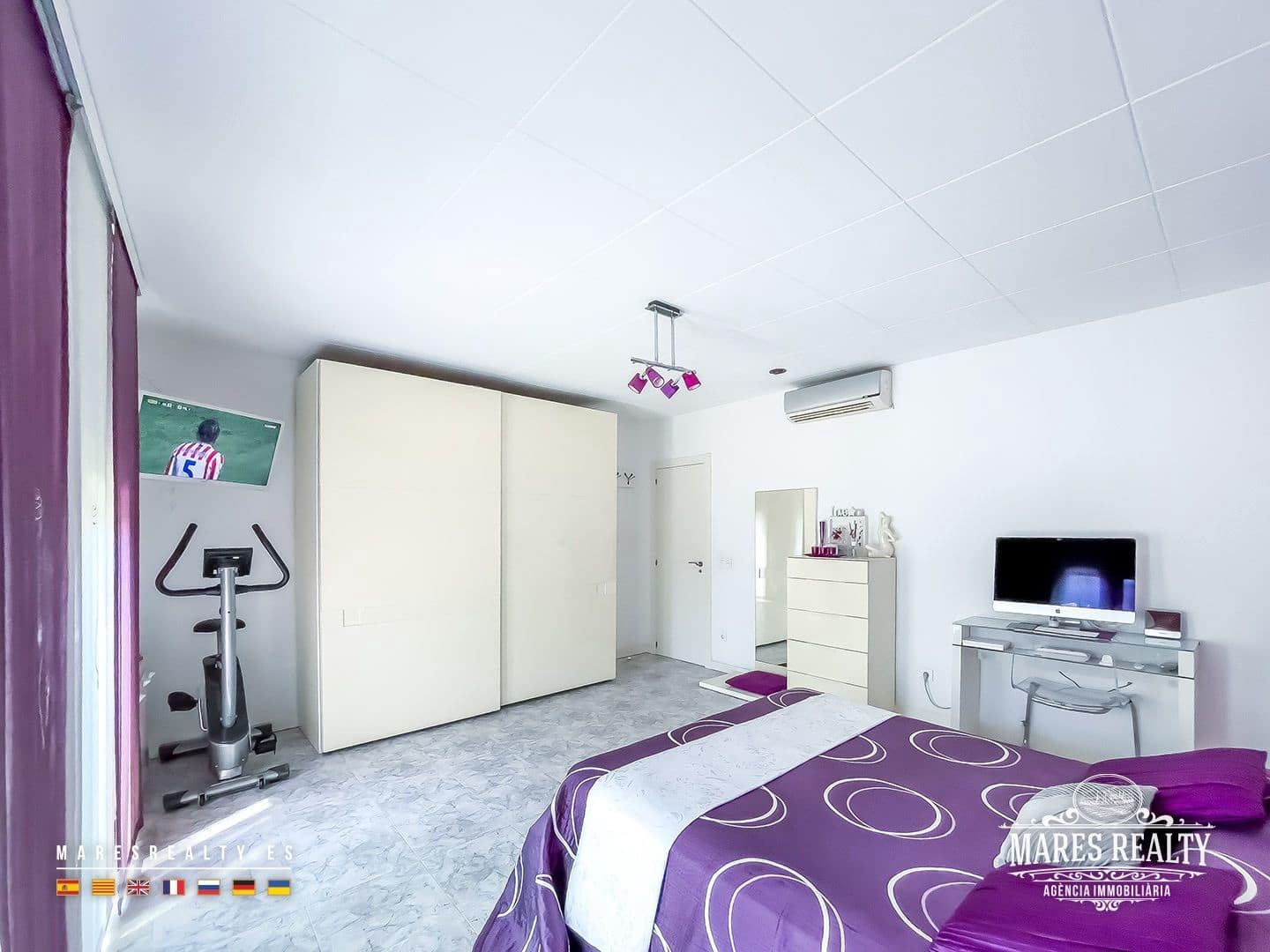 5 soveværelse Semi-Rækkehus til salg i Lloret de Mar med garage - € 625.000 (Ref: 9100463)