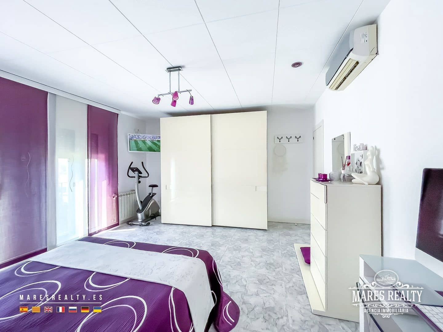 5 soveværelse Semi-Rækkehus til salg i Lloret de Mar med garage - € 625.000 (Ref: 9100463)