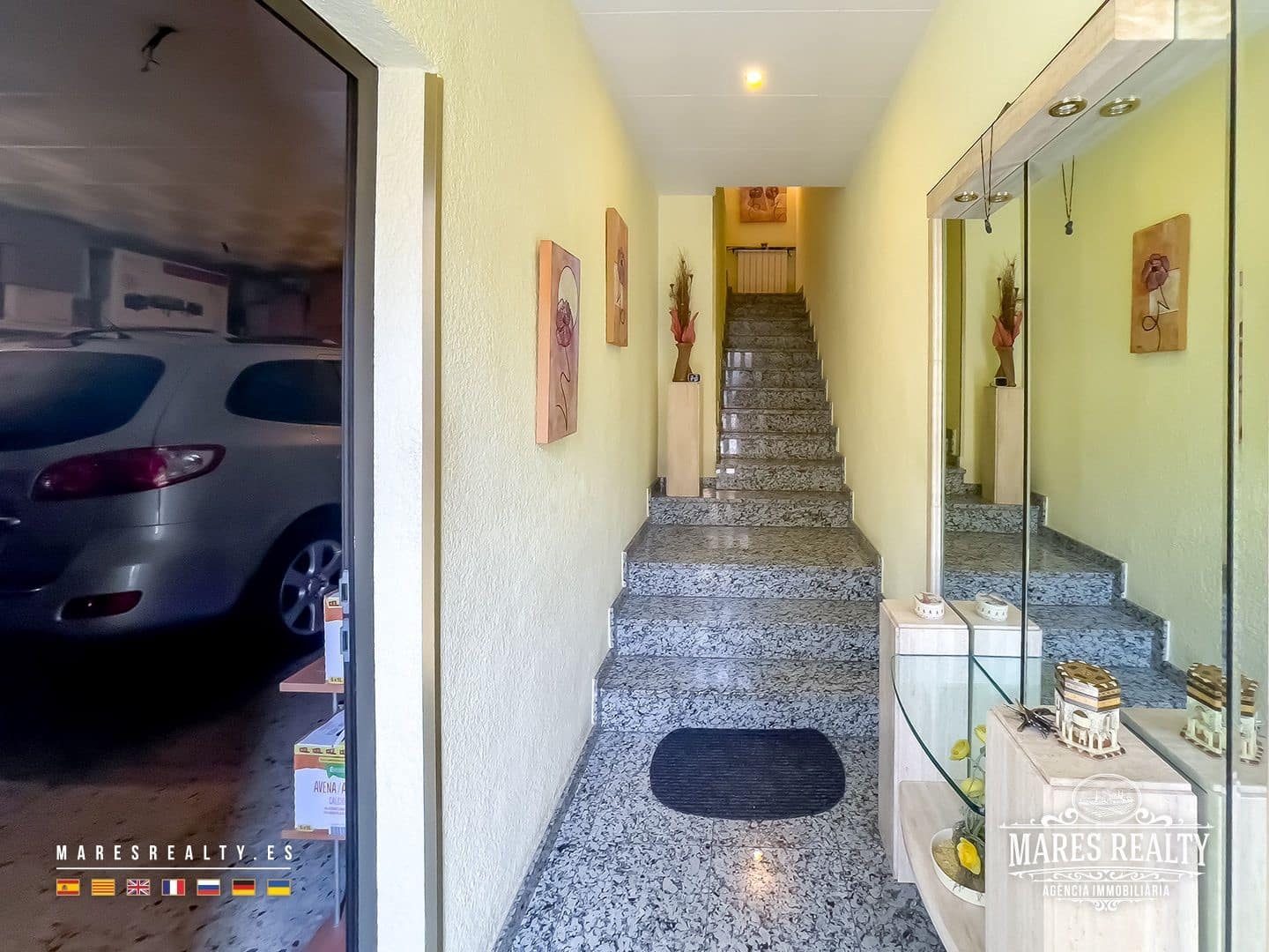 5 soveværelse Semi-Rækkehus til salg i Lloret de Mar med garage - € 625.000 (Ref: 9100463)