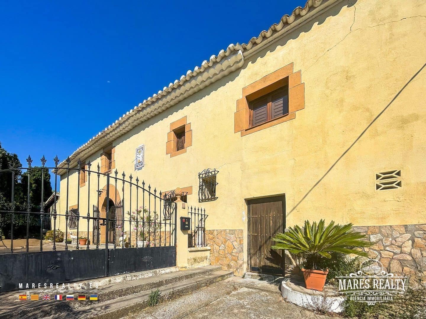 4 slaapkamer Villa te koop in Malgrat de Mar met garage - € 800.000 (Ref: 9111831)