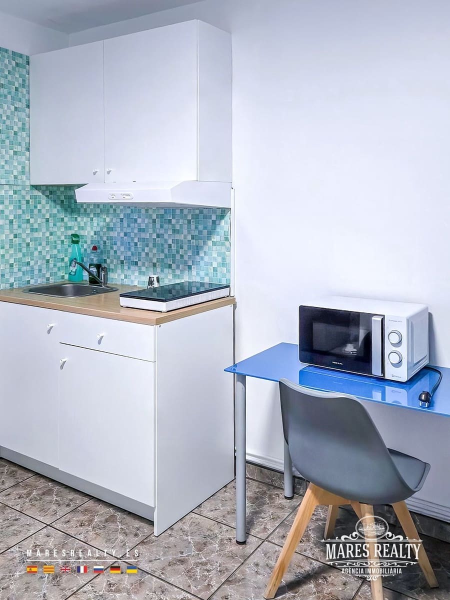 5 bedroom Villa for sale in Lloret de Mar with pool garage - € 415,000 (Ref: 9133989)