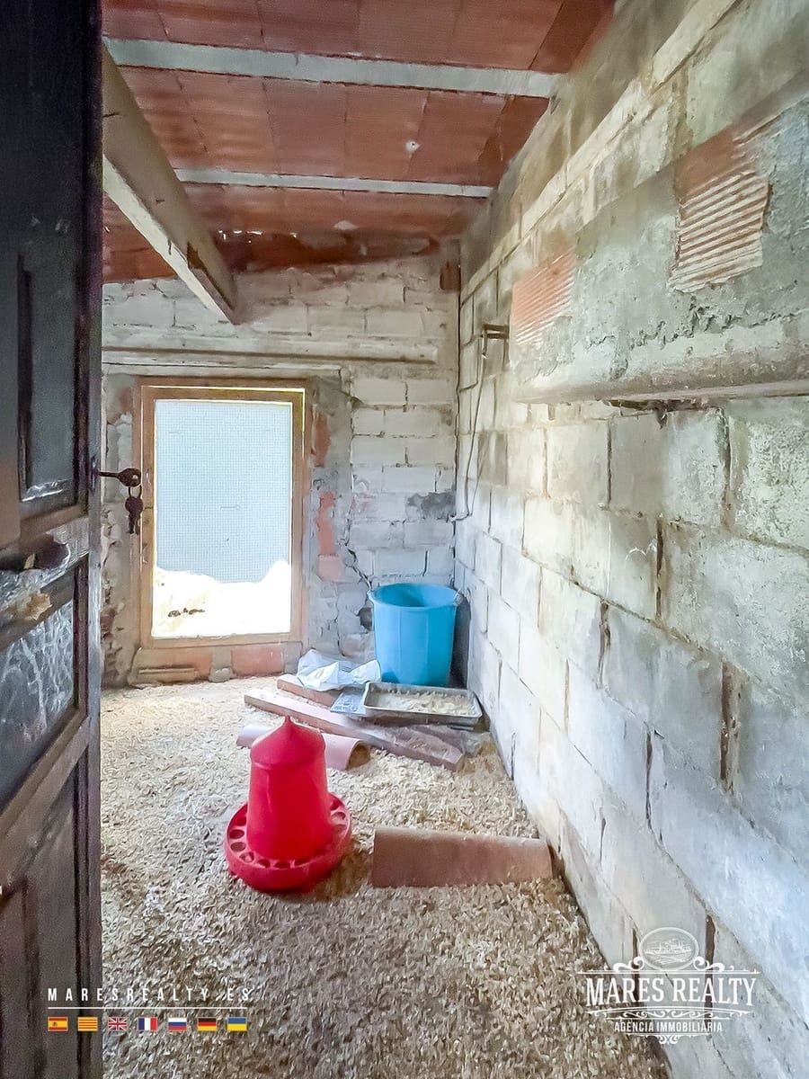 5 bedroom Villa for sale in Lloret de Mar with pool garage - € 415,000 (Ref: 9133989)