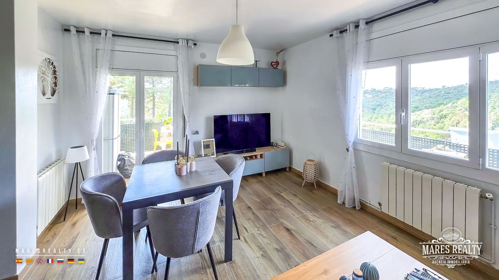 5 bedroom Villa for sale in Lloret de Mar with pool garage - € 415,000 (Ref: 9133989)