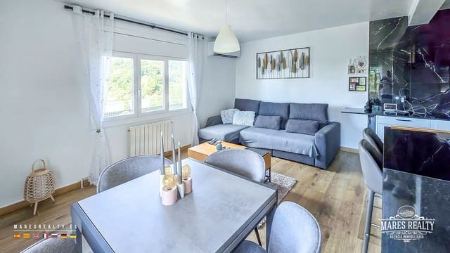 5 soverom Villa til salgs i Lloret de Mar med svømmebasseng garasje - € 415 000 (Ref: 9133989)