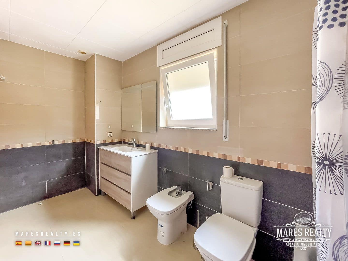 4 soveværelse Villa til salg i Lloret de Mar med swimmingpool garage - € 392.000 (Ref: 9146738)