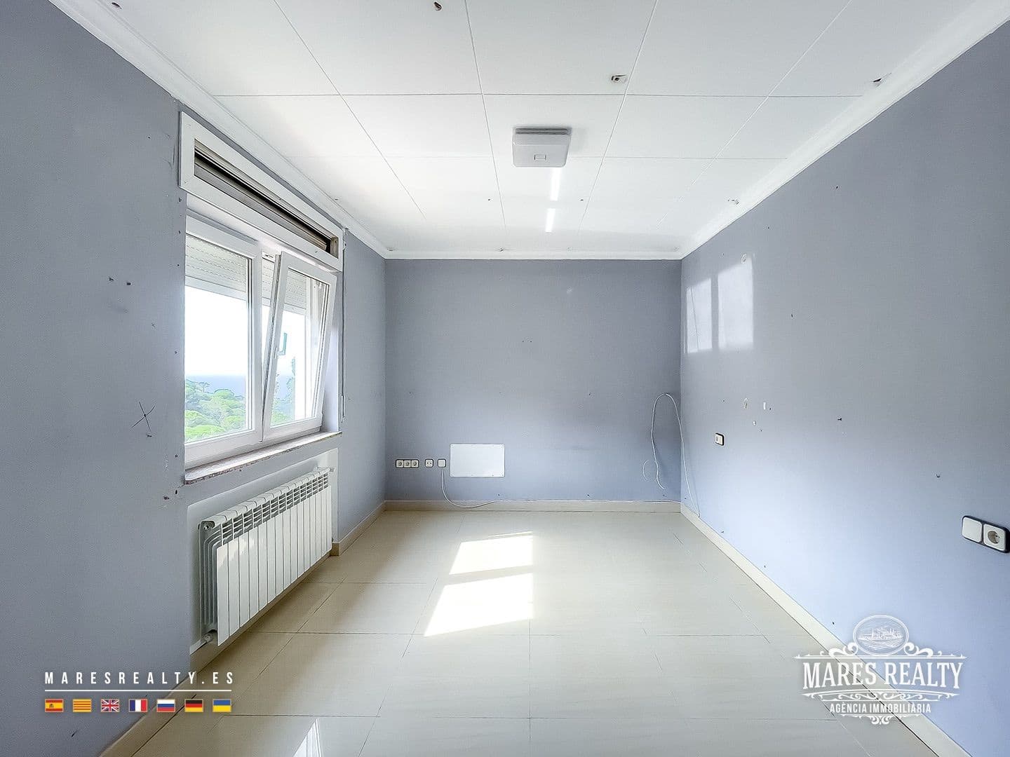 4 soveværelse Villa til salg i Lloret de Mar med swimmingpool garage - € 392.000 (Ref: 9146738)