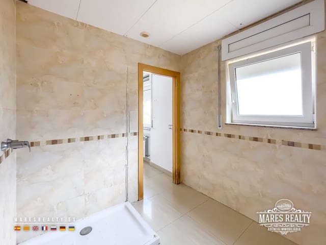 Chalet de 4 habitaciones en Serra Brava, Lloret de Mar en venta con piscina garaje - 392.000 € (Ref: 9146738)