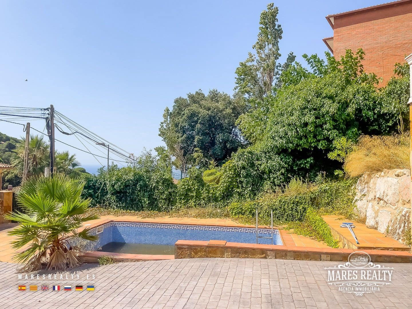 4 soveværelse Villa til salg i Lloret de Mar med swimmingpool garage - € 392.000 (Ref: 9146738)