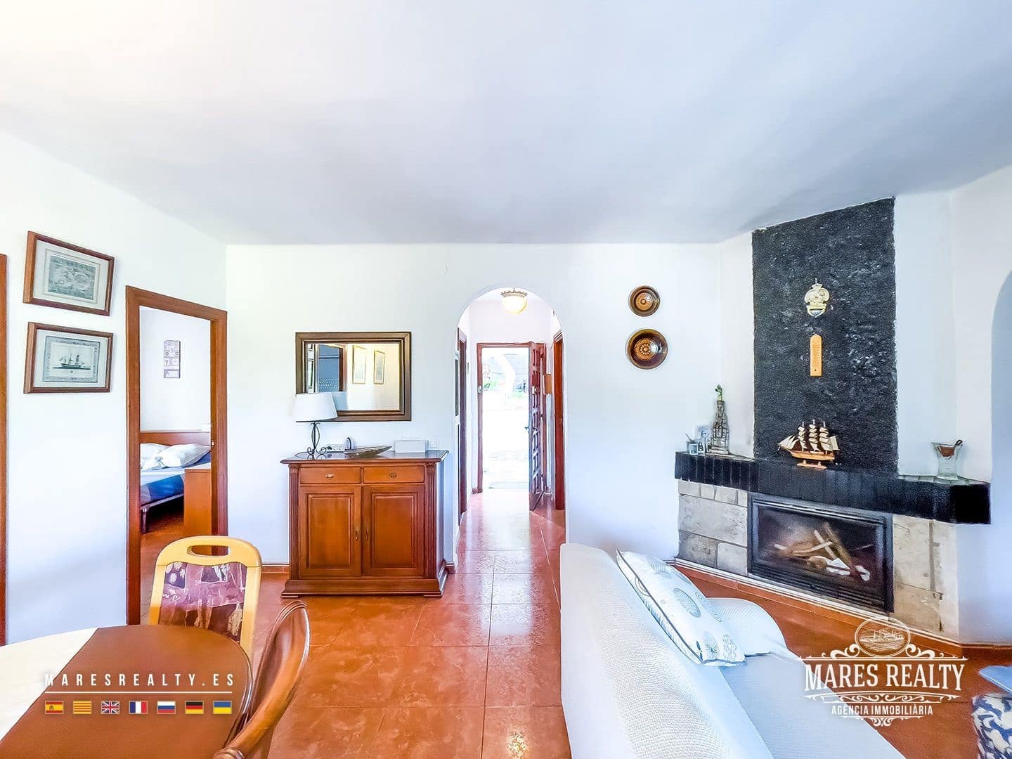 4 soveværelse Villa til salg i Lloret de Mar med swimmingpool garage - € 350.000 (Ref: 9153598)