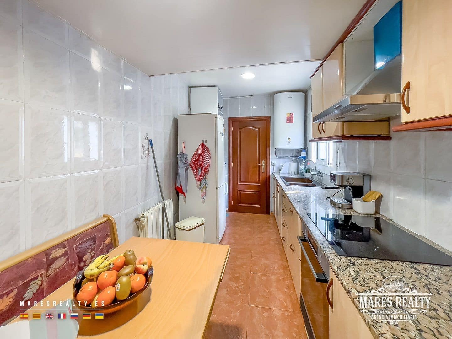 4 soveværelse Villa til salg i Lloret de Mar med swimmingpool garage - € 350.000 (Ref: 9153598)