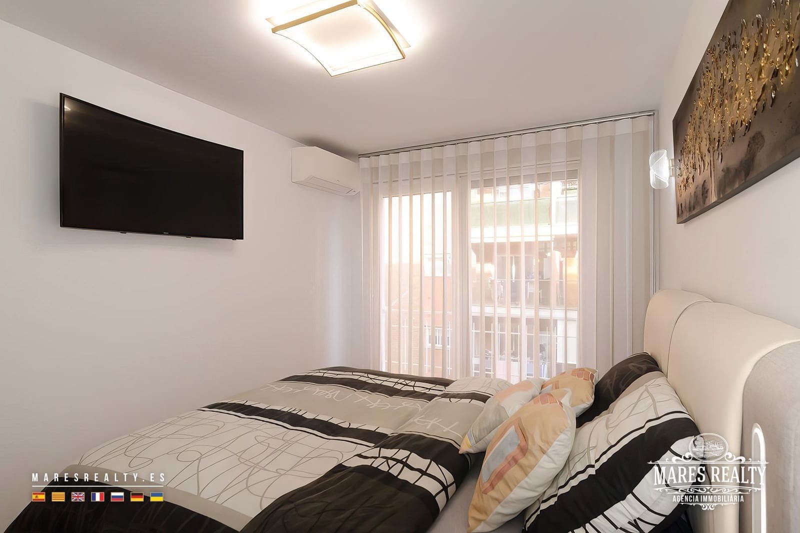2 bedroom Flat for sale in Lloret de Mar - € 247,000 (Ref: 9160777)