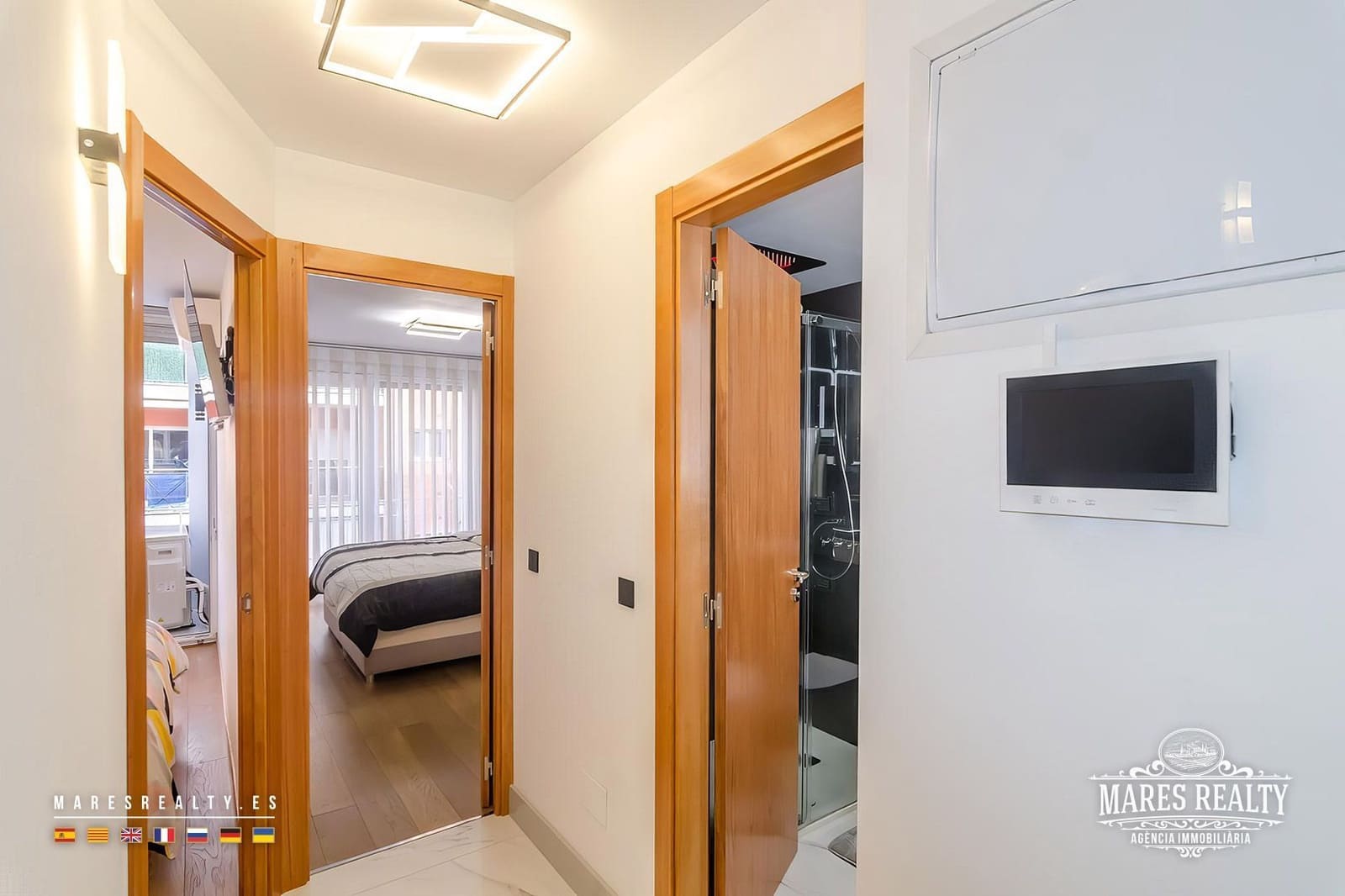 2 bedroom Flat for sale in Lloret de Mar - € 247,000 (Ref: 9160777)