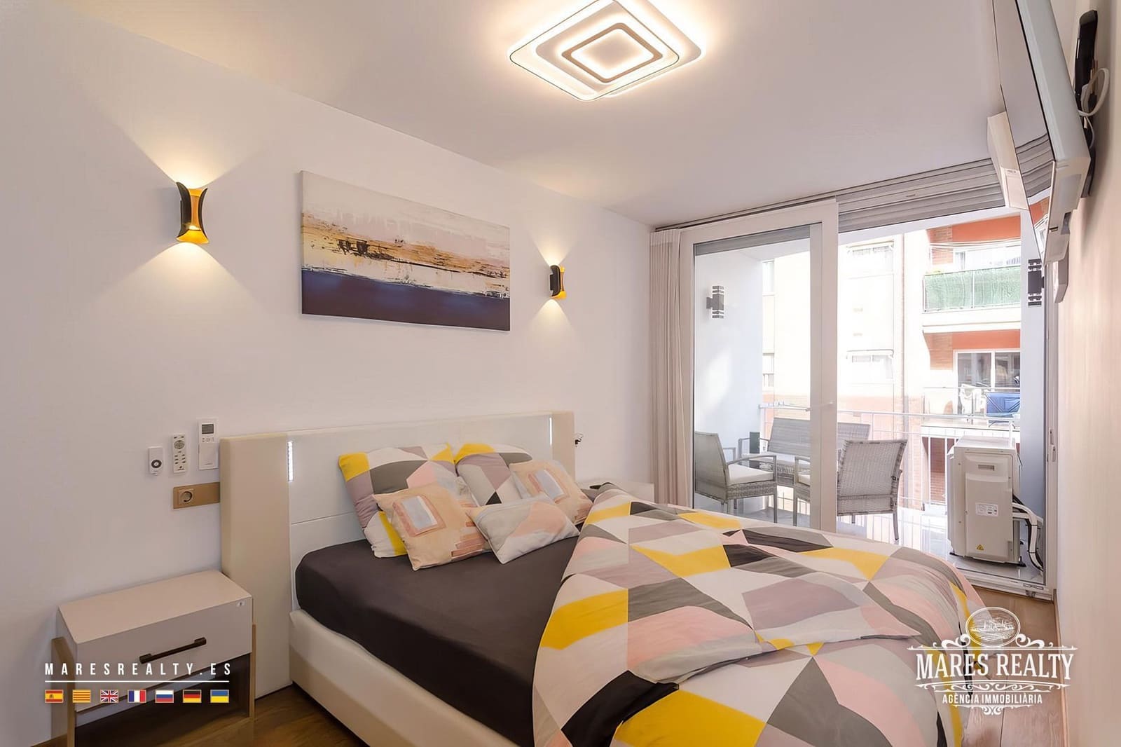 2 bedroom Flat for sale in Lloret de Mar - € 247,000 (Ref: 9160777)