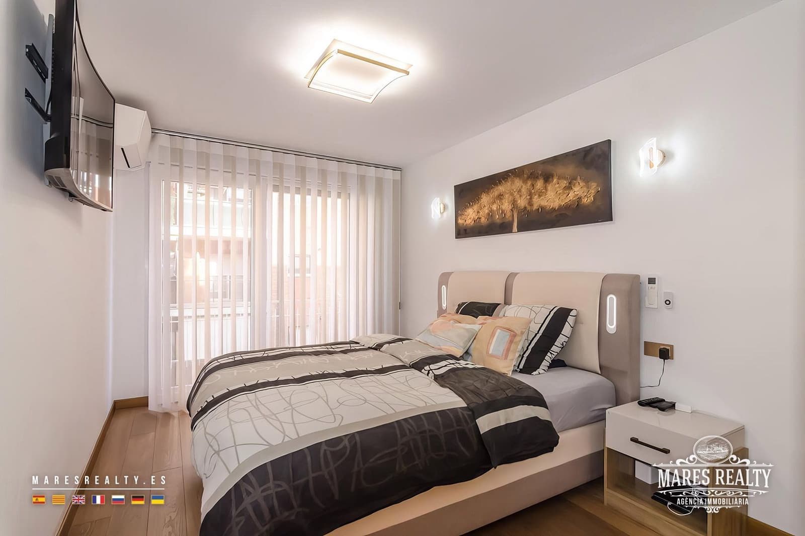 2 bedroom Flat for sale in Lloret de Mar - € 247,000 (Ref: 9160777)