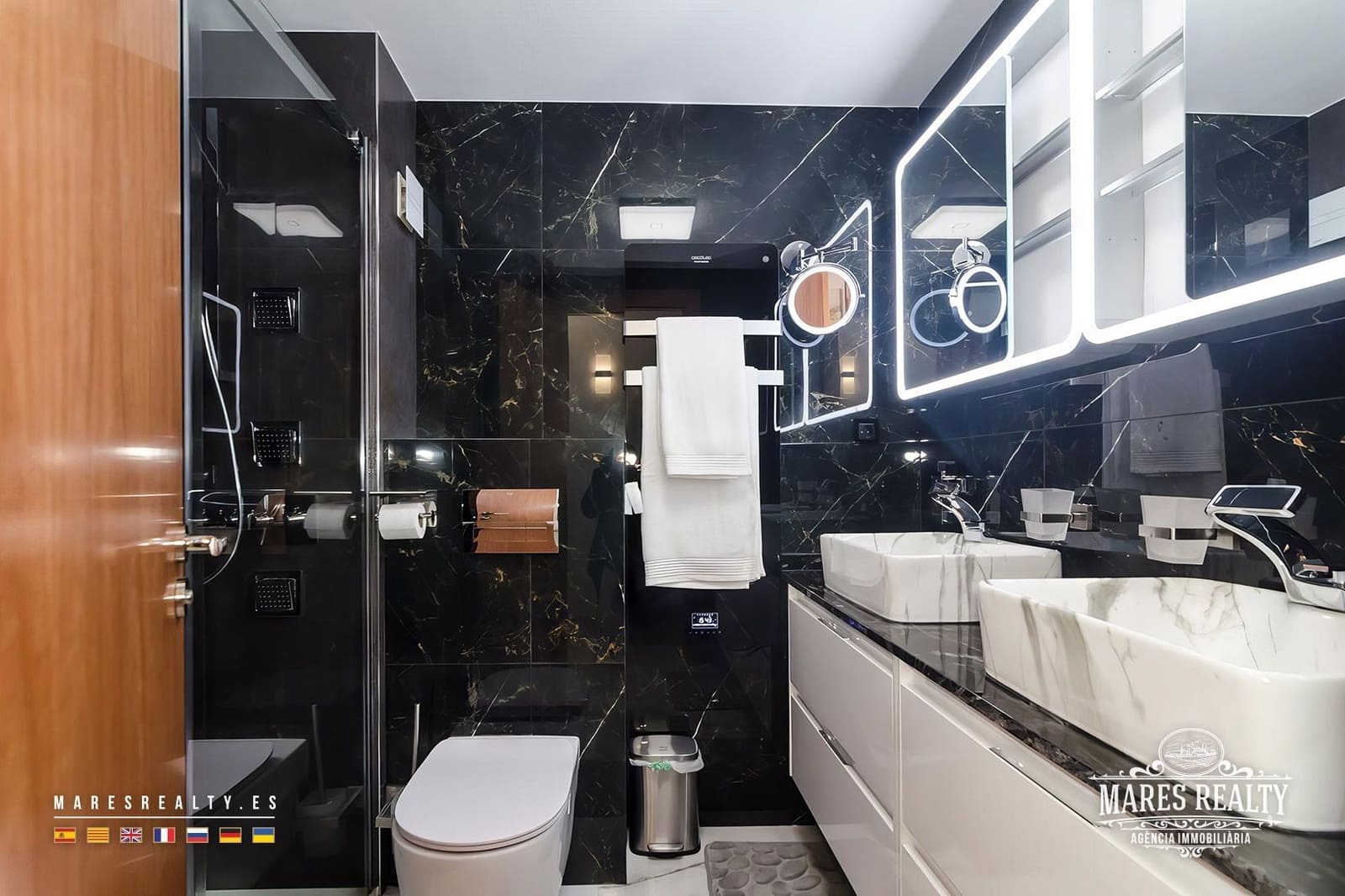 2 bedroom Flat for sale in Lloret de Mar - € 247,000 (Ref: 9160777)