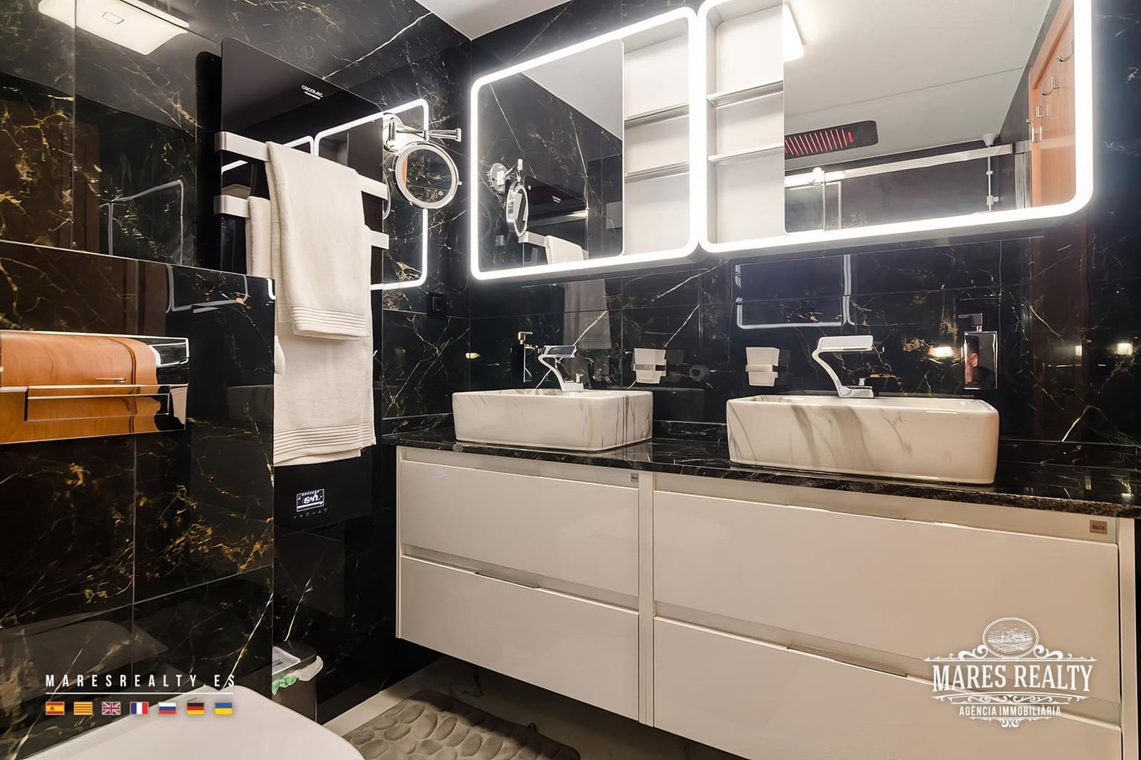 2 bedroom Flat for sale in Lloret de Mar - € 247,000 (Ref: 9160777)