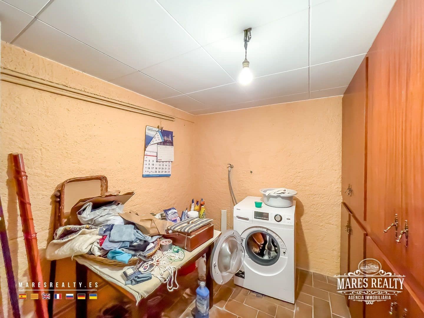 10 slaapkamer Villa te koop in Sils met zwembad garage - € 245.000 (Ref: 9186643)