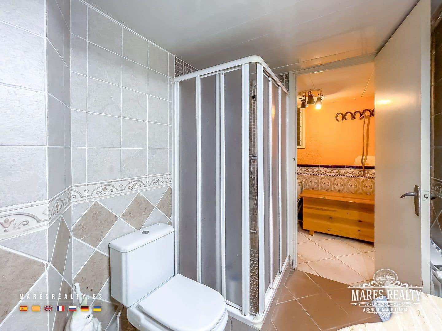 10 slaapkamer Villa te koop in Sils met zwembad garage - € 245.000 (Ref: 9186643)