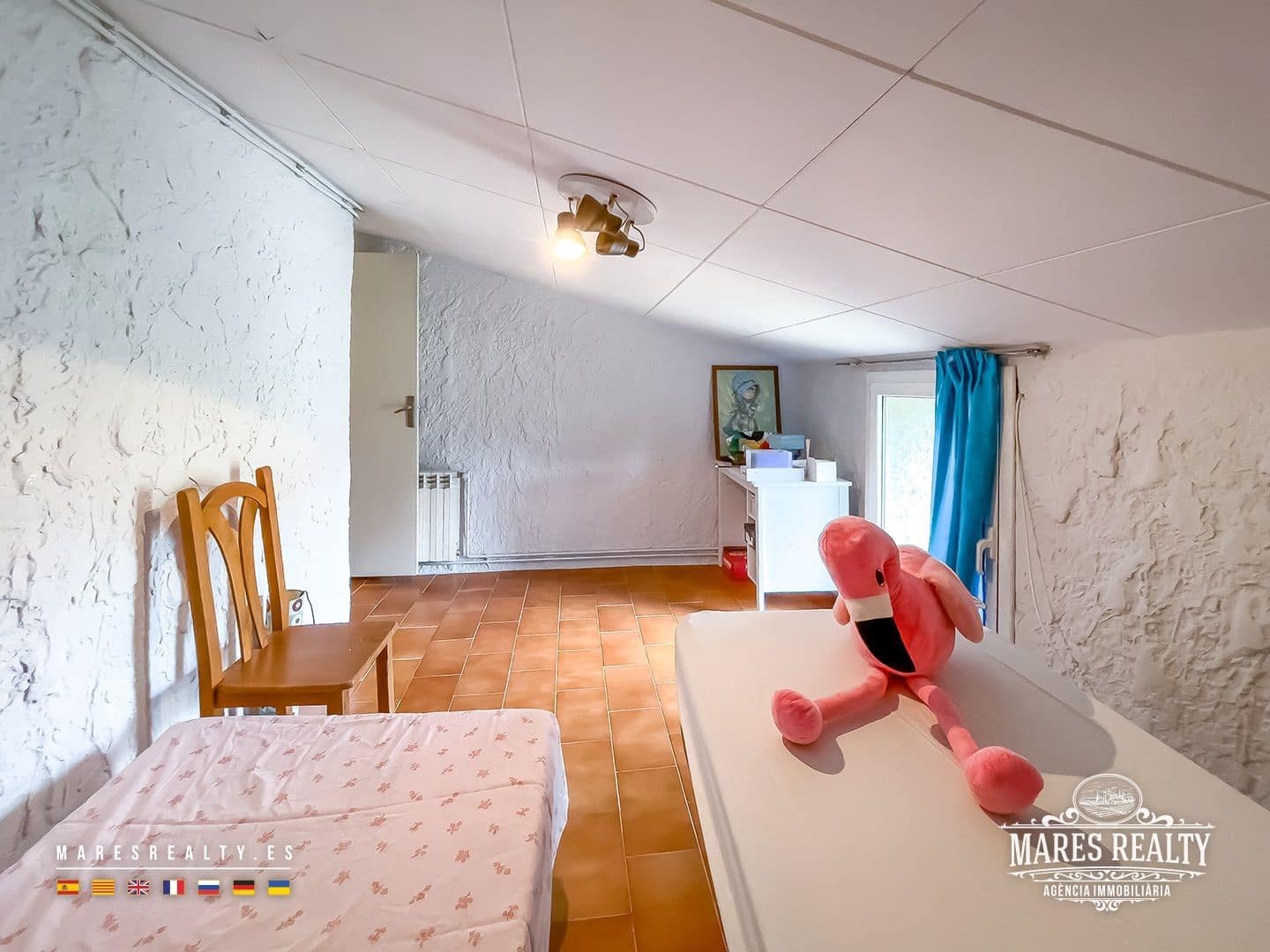 10 slaapkamer Villa te koop in Sils met zwembad garage - € 245.000 (Ref: 9186643)