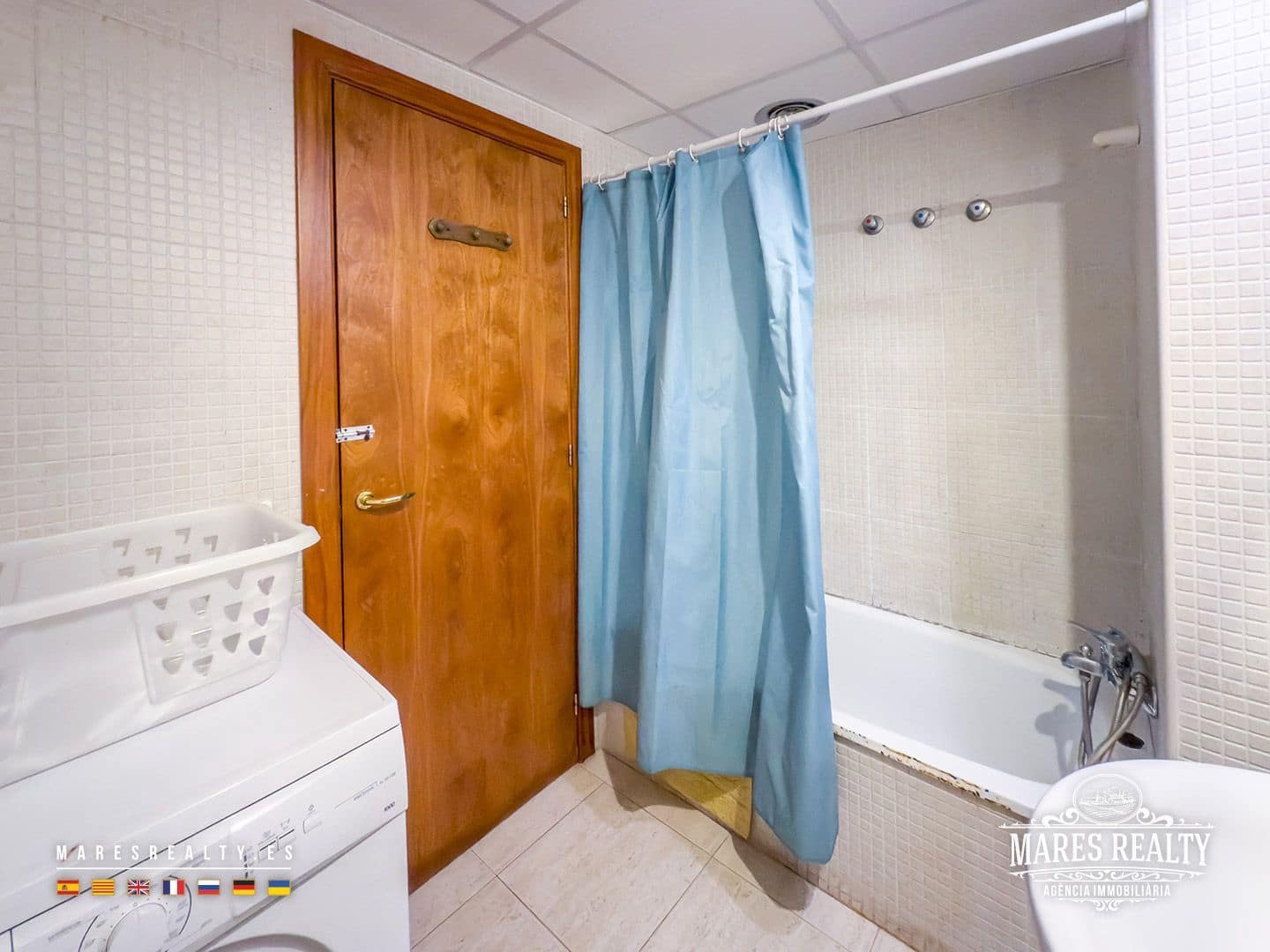 2 bedroom Flat for sale in Lloret de Mar - € 210,000 (Ref: 9242679)