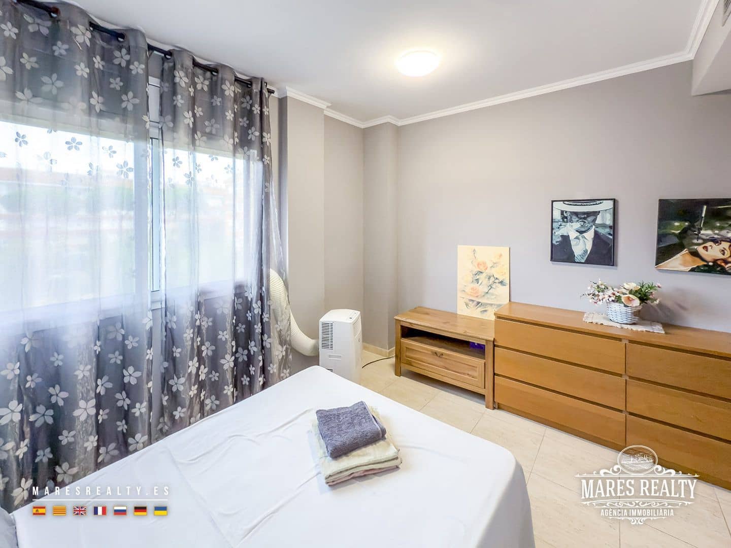 2 bedroom Flat for sale in Lloret de Mar - € 210,000 (Ref: 9242679)