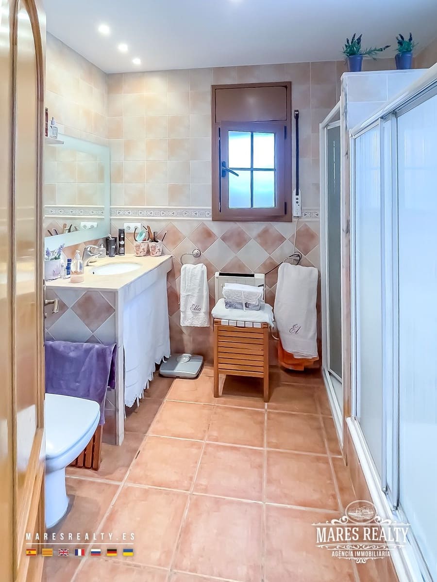 7 sypialnia Willa na sprzedaż w Lloret de Mar z basenem garażem - 695 000 € (Ref: 9256731)