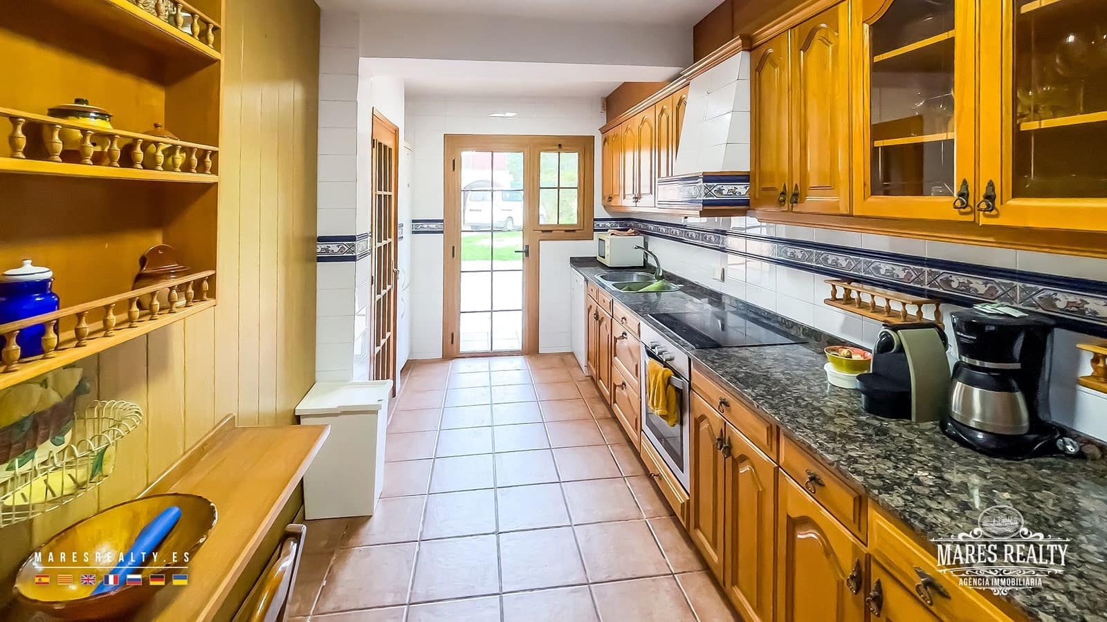 7 sypialnia Willa na sprzedaż w Lloret de Mar z basenem garażem - 695 000 € (Ref: 9256731)