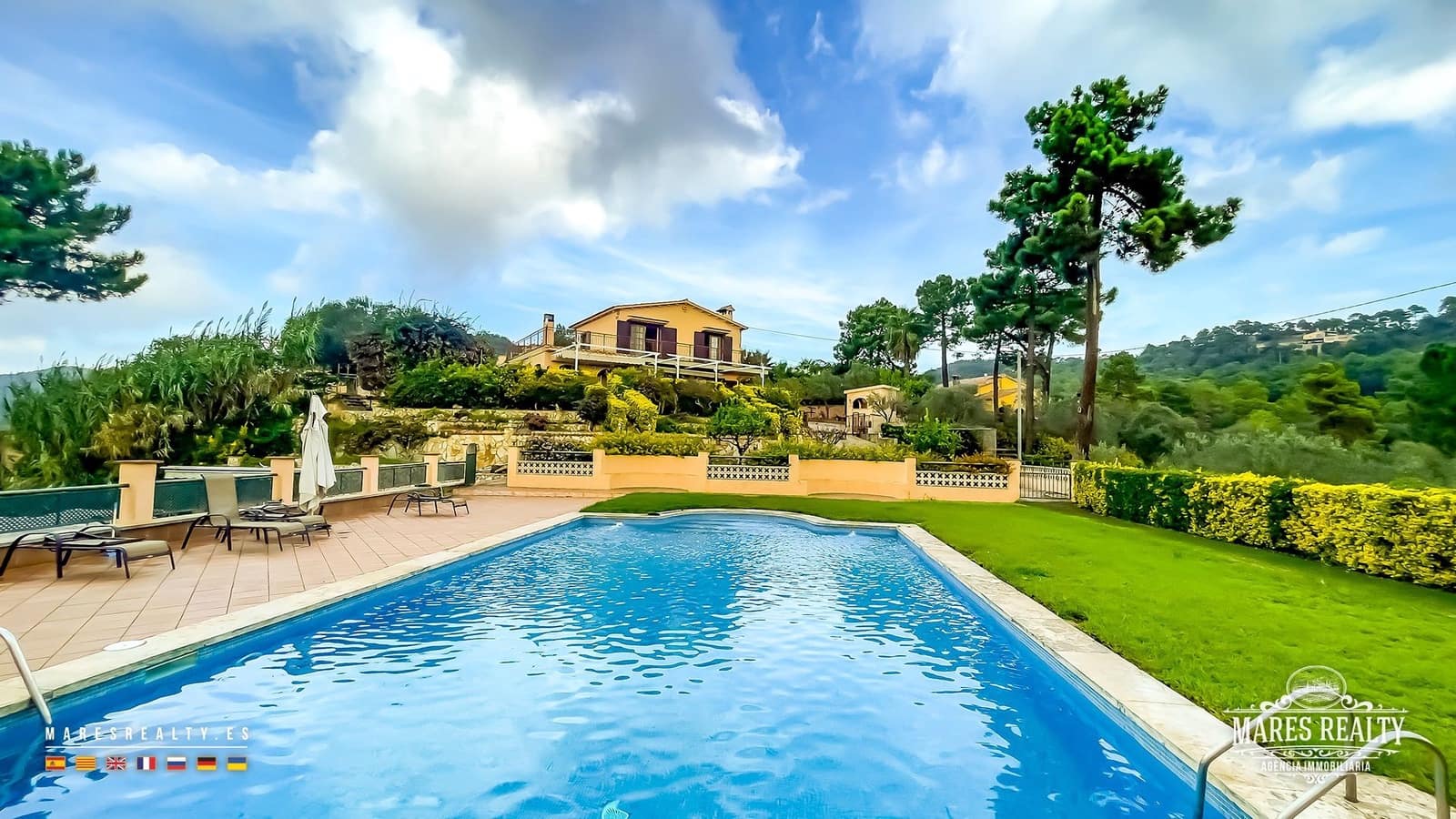 7 sypialnia Willa na sprzedaż w Lloret de Mar z basenem garażem - 695 000 € (Ref: 9256731)