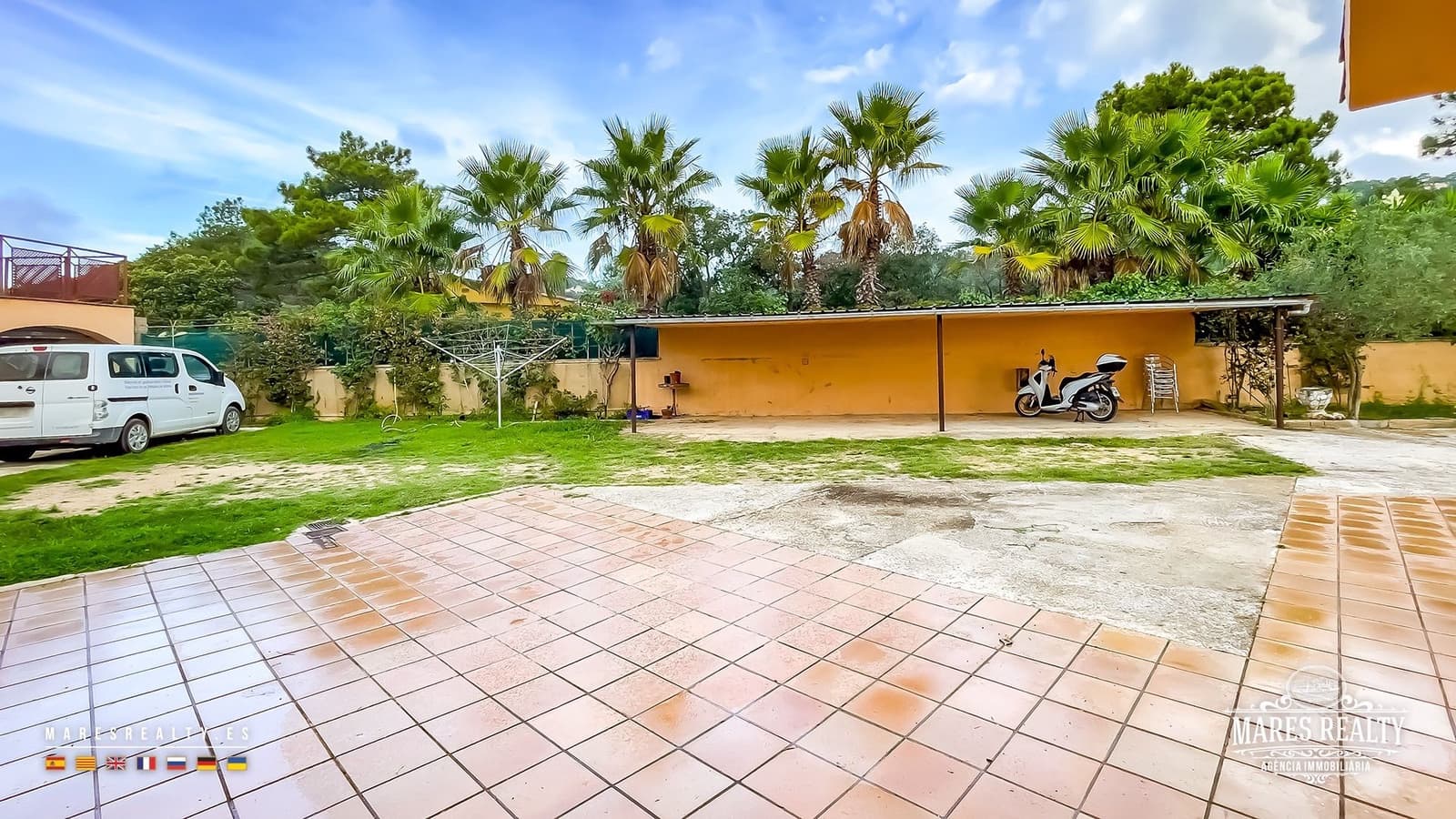 7 sypialnia Willa na sprzedaż w Lloret de Mar z basenem garażem - 695 000 € (Ref: 9256731)