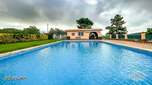 7 sypialnia Willa na sprzedaż w Lloret de Mar z basenem garażem - 685 000 € (Ref: 9256731)