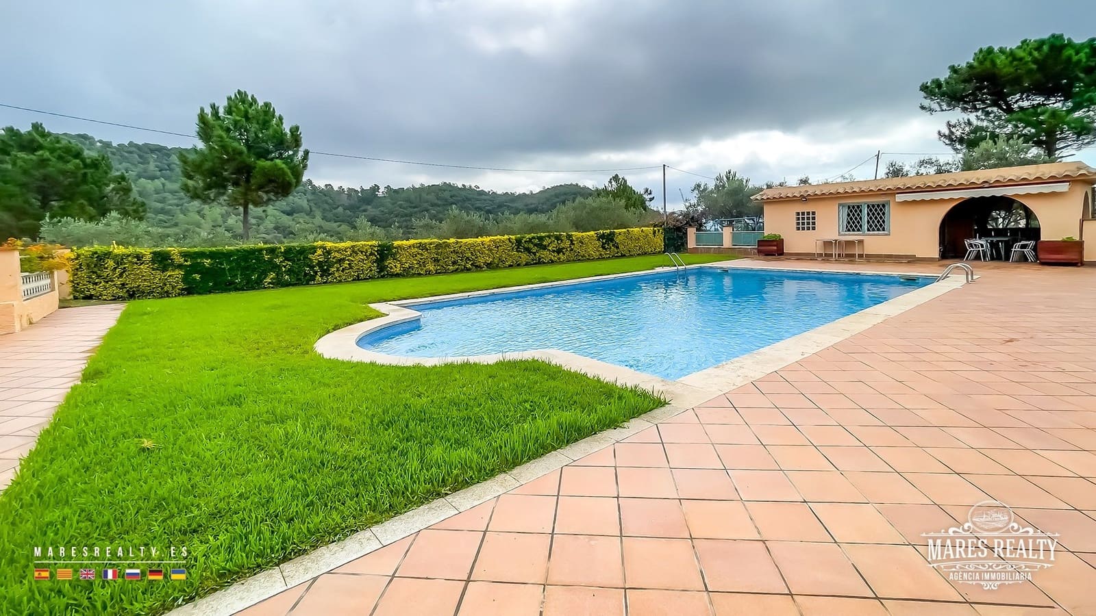 7 sypialnia Willa na sprzedaż w Lloret de Mar z basenem garażem - 695 000 € (Ref: 9256731)