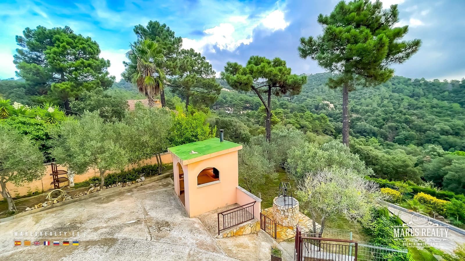 7 sypialnia Willa na sprzedaż w Lloret de Mar z basenem garażem - 695 000 € (Ref: 9256731)