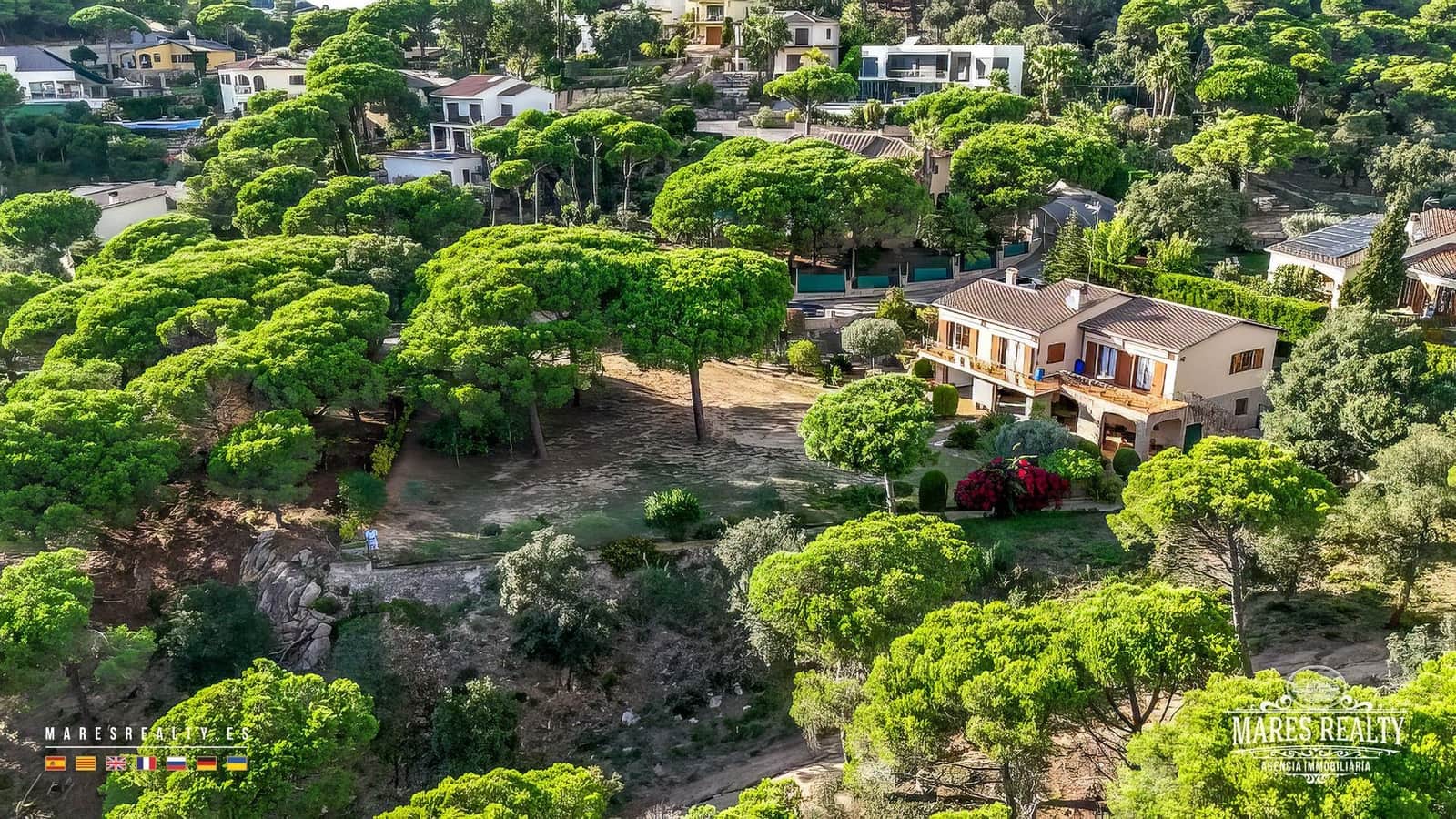 4 bedroom Villa for sale in Lloret de Mar with pool garage - € 668,000 (Ref: 9256732)