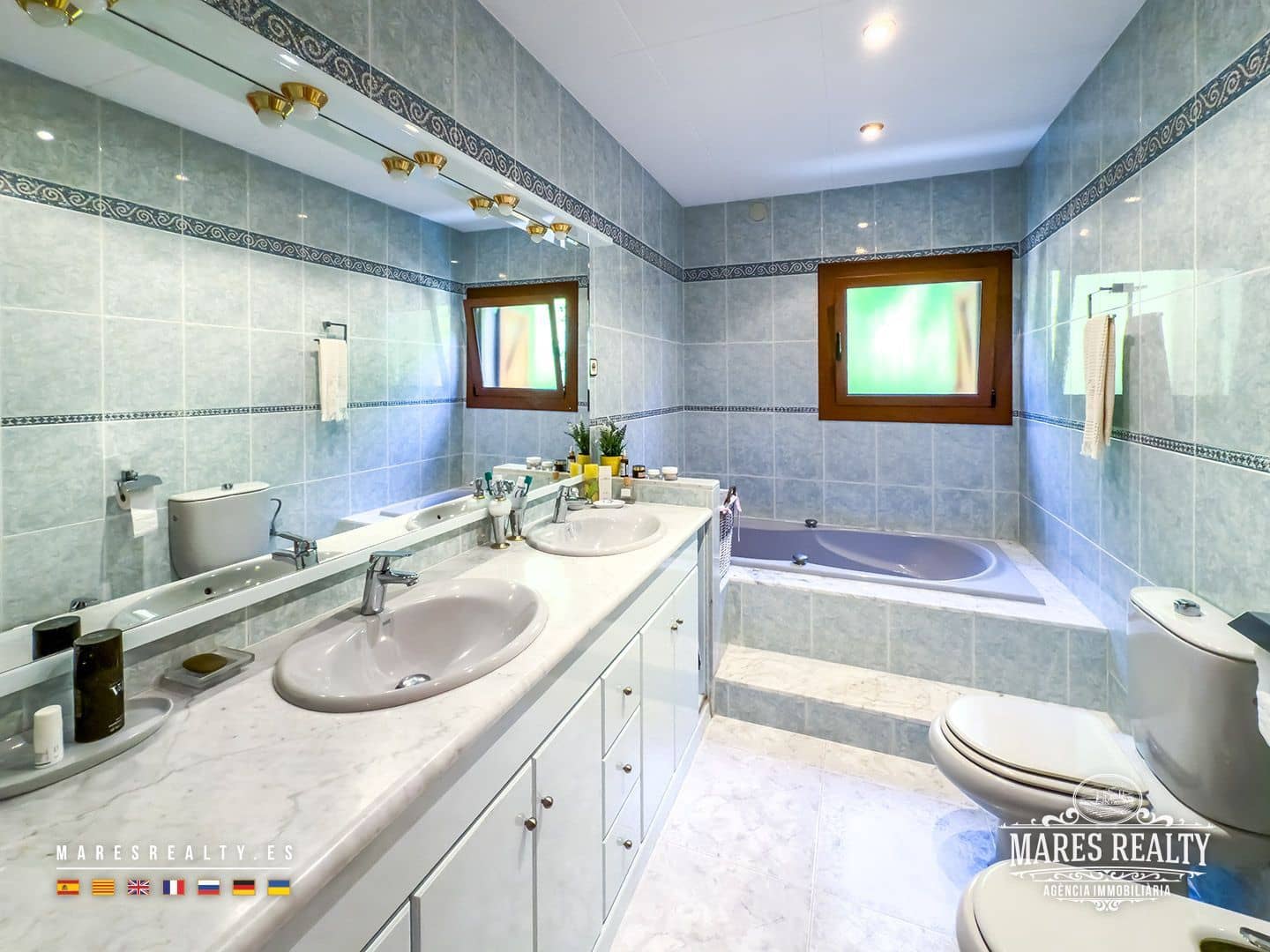 4 bedroom Villa for sale in Lloret de Mar with pool garage - € 668,000 (Ref: 9256732)