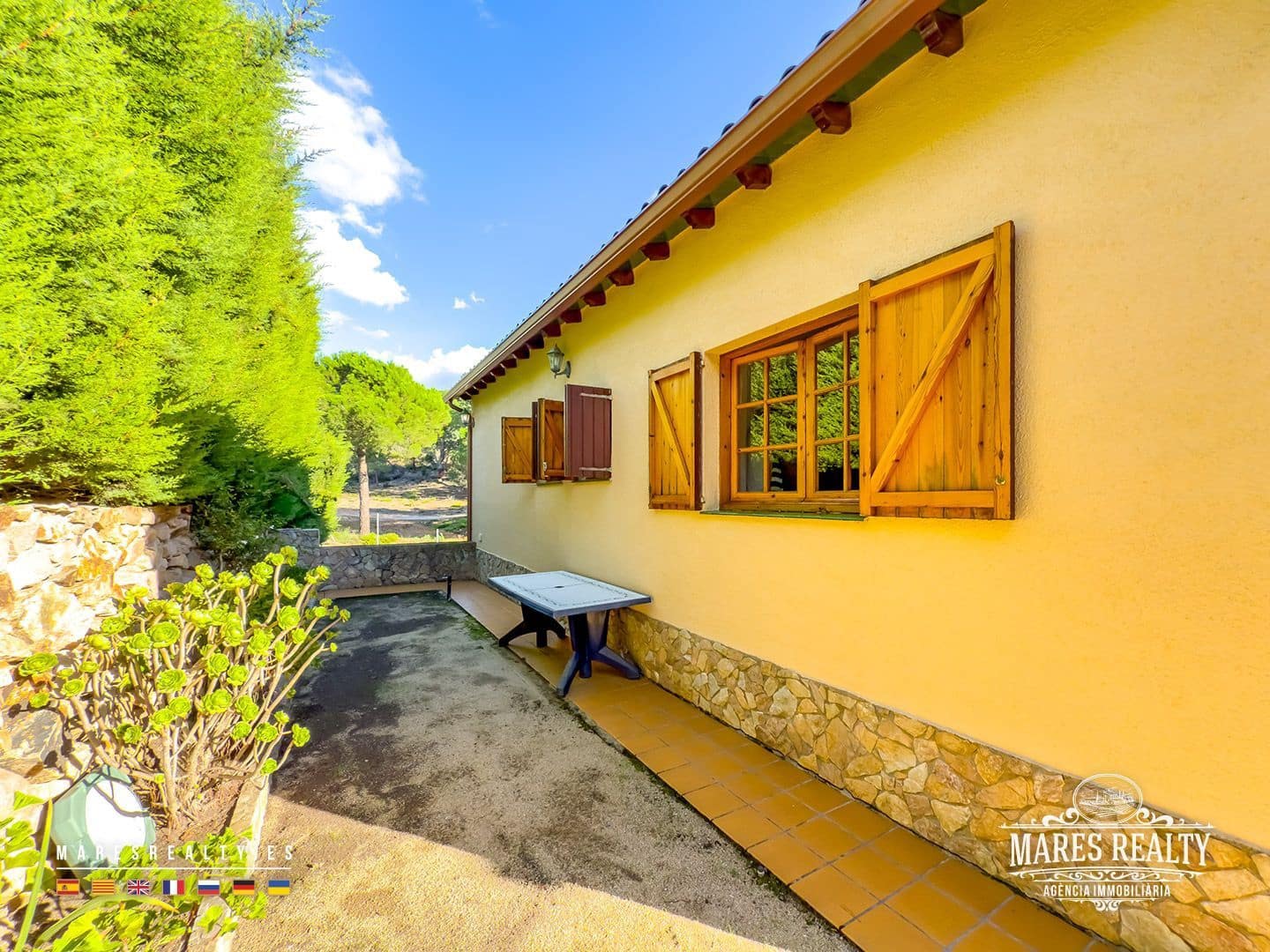 4 bedroom Villa for sale in Lloret de Mar with pool garage - € 668,000 (Ref: 9256732)