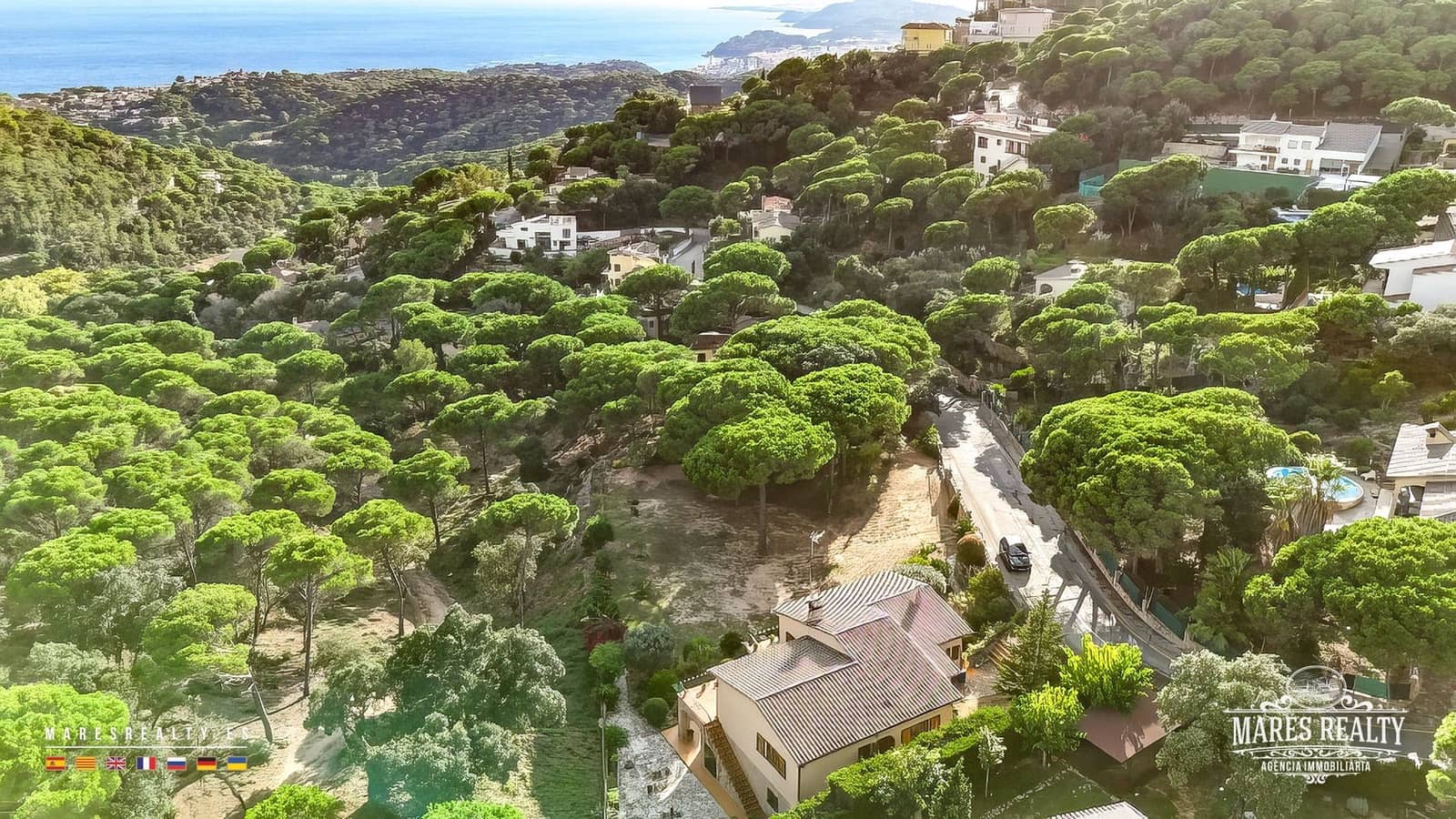 4 bedroom Villa for sale in Lloret de Mar with pool garage - € 668,000 (Ref: 9256732)
