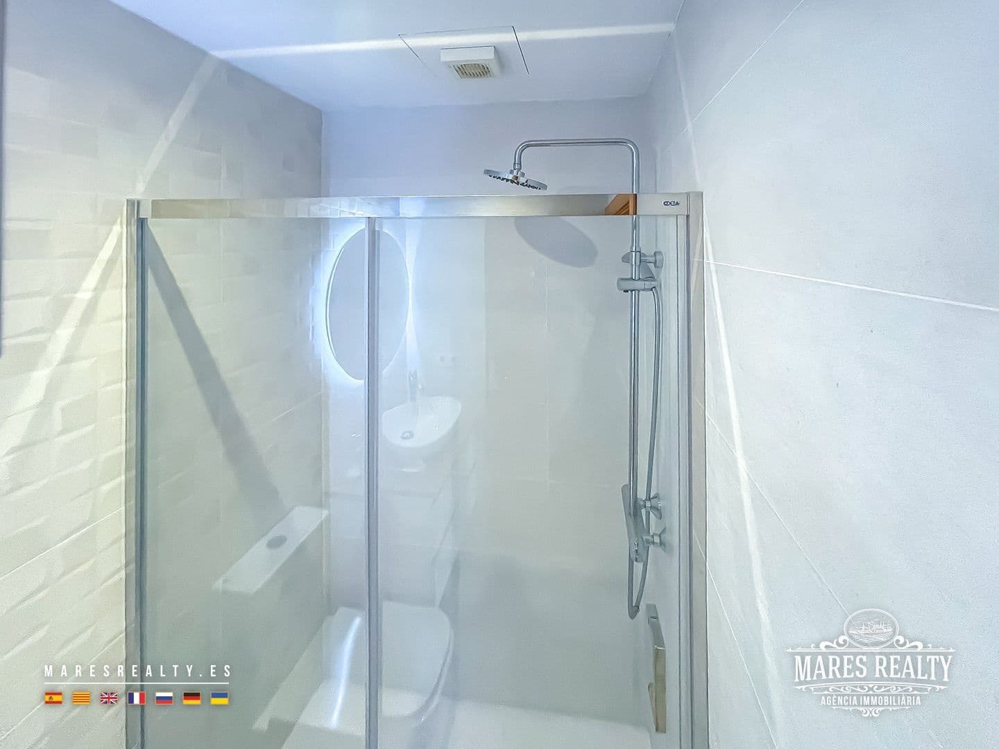 4 slaapkamer Villa te koop in Sils met zwembad garage - € 950.000 (Ref: 9262164)