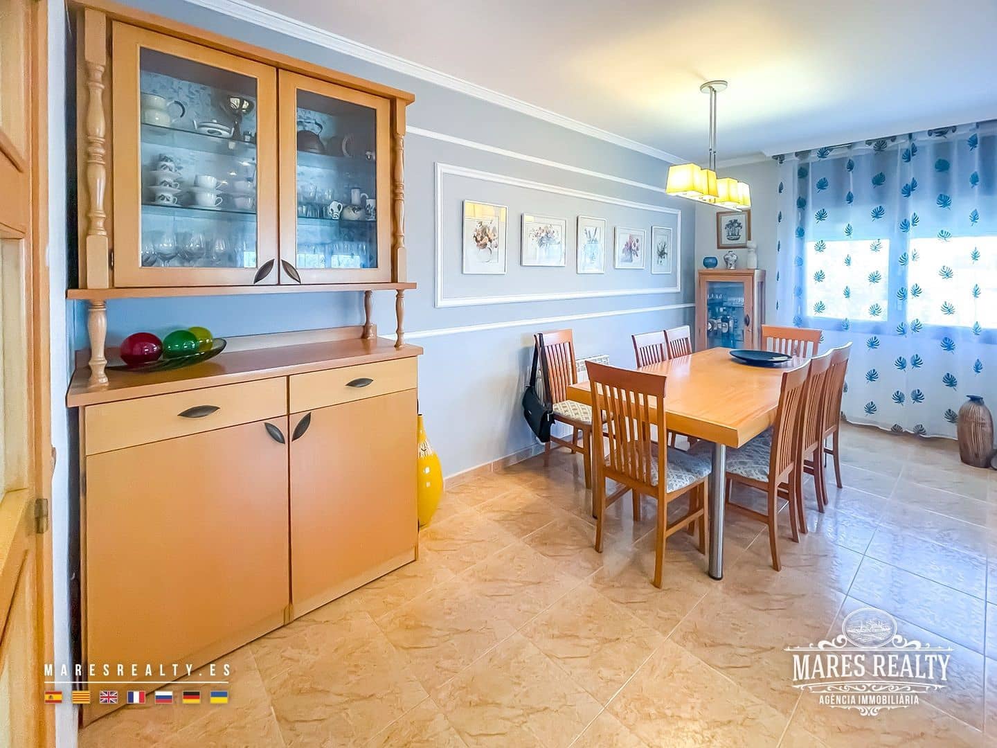 4 slaapkamer Villa te koop in Sils met zwembad garage - € 950.000 (Ref: 9262164)