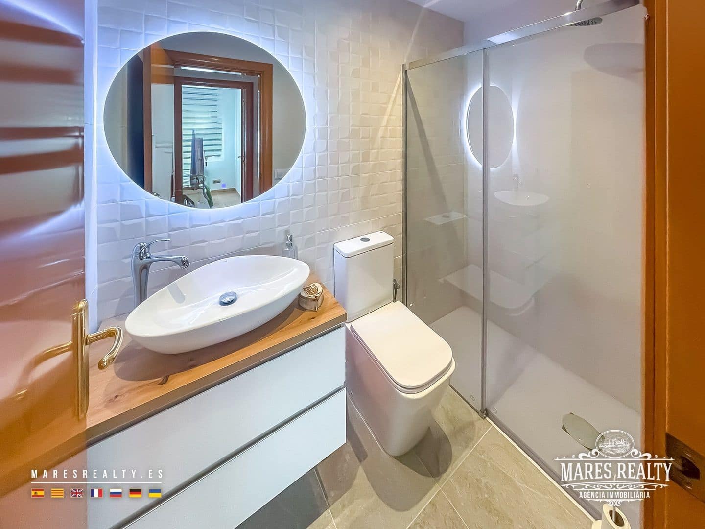 4 slaapkamer Villa te koop in Sils met zwembad garage - € 950.000 (Ref: 9262164)